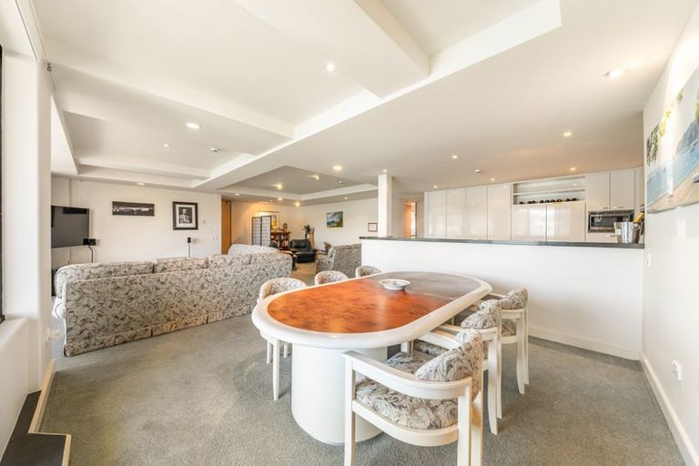 Photo of property in 6/308 Oriental Parade, Oriental Bay, Wellington, 6011