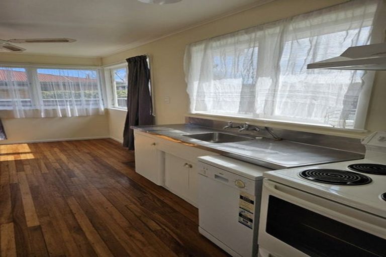 Photo of property in 11 Cricket Place, Melville, Hamilton, 3206