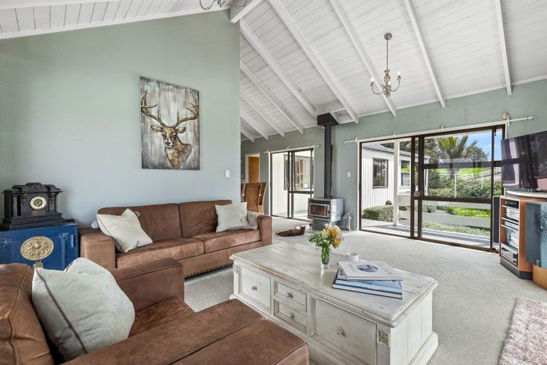 Photo of property in 167 Anderson Road, Helensville, 0875