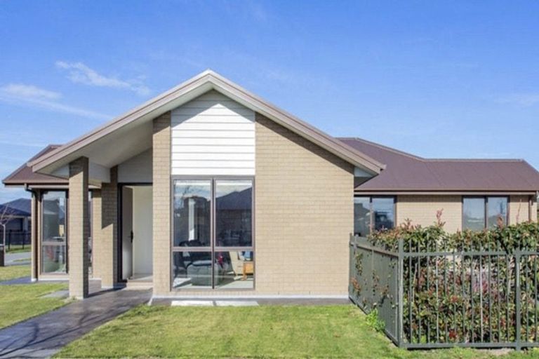 Photo of property in 2 Endurance Lane, Wigram, Christchurch, 8025