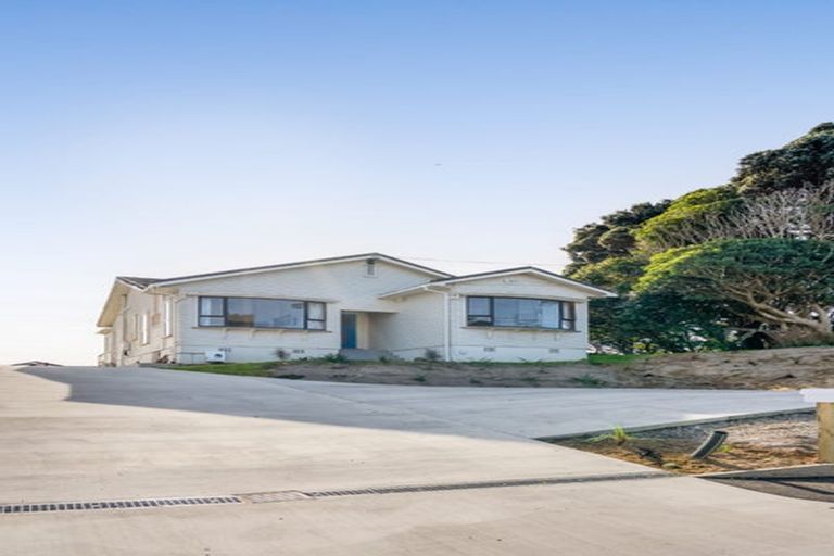 Photo of property in 452 Saint Aubyn Street, Moturoa, New Plymouth, 4310