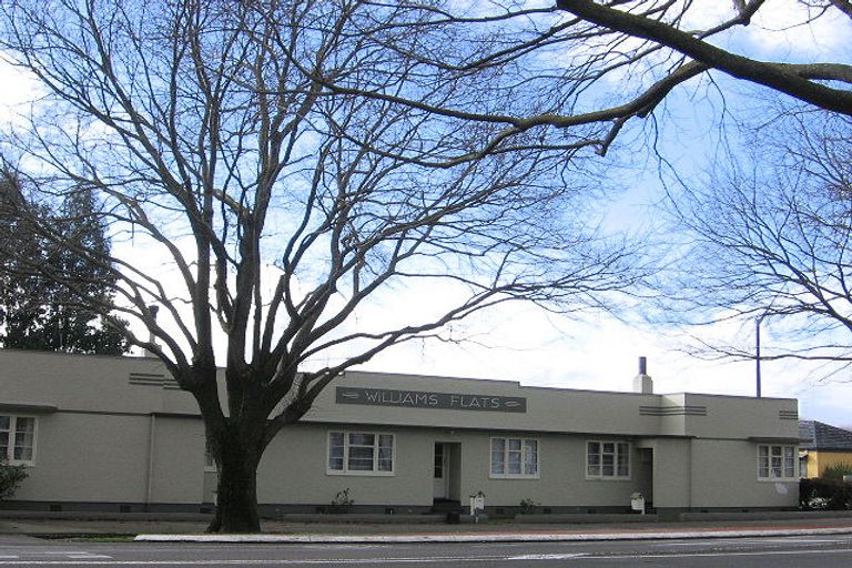 Photo of property in 105 Victoria Avenue, Palmerston North, 4410