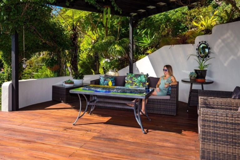 Photo of property in 2 Marina View Estate, Waikawa, Picton, 7281