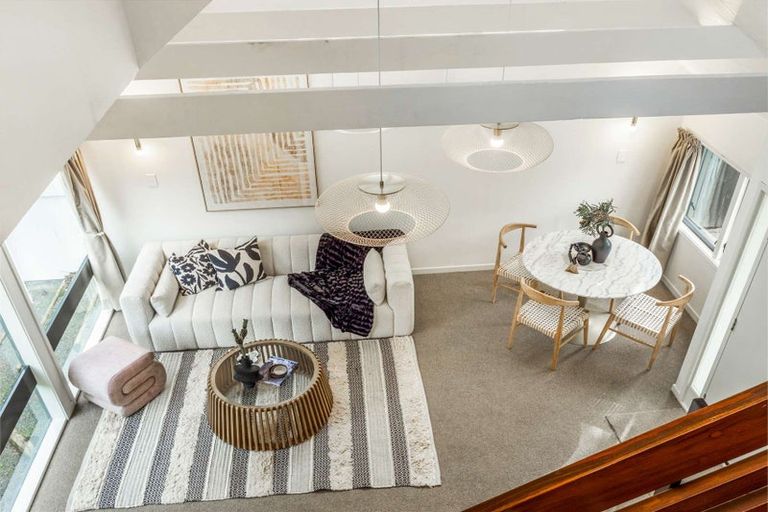 Photo of property in 49a Great North Road, Saint Johns Hill, Whanganui, 4501