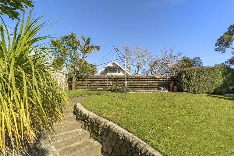 Photo of property in 14 Holmburn Street, Welcome Bay, Tauranga, 3112