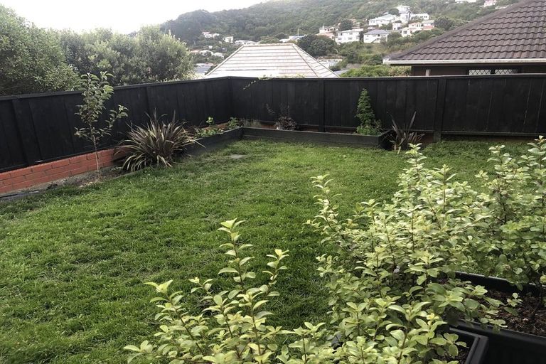 Photo of property in 70 Melbourne Road, Island Bay, Wellington, 6023