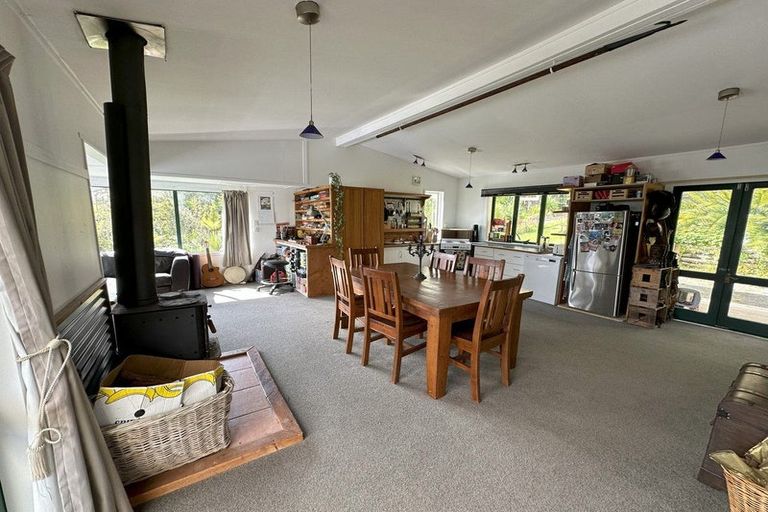 Photo of property in 140 Attwood Road, Paremoremo, Auckland, 0632