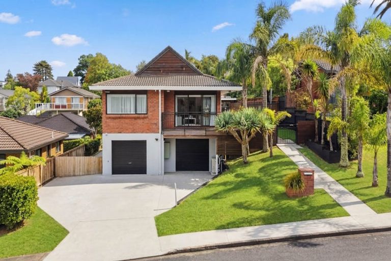 Photo of property in 5 Vintage Drive, Henderson, Auckland, 0612