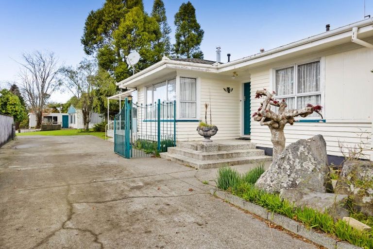 Photo of property in 23 Hinau Street, Inglewood, 4330