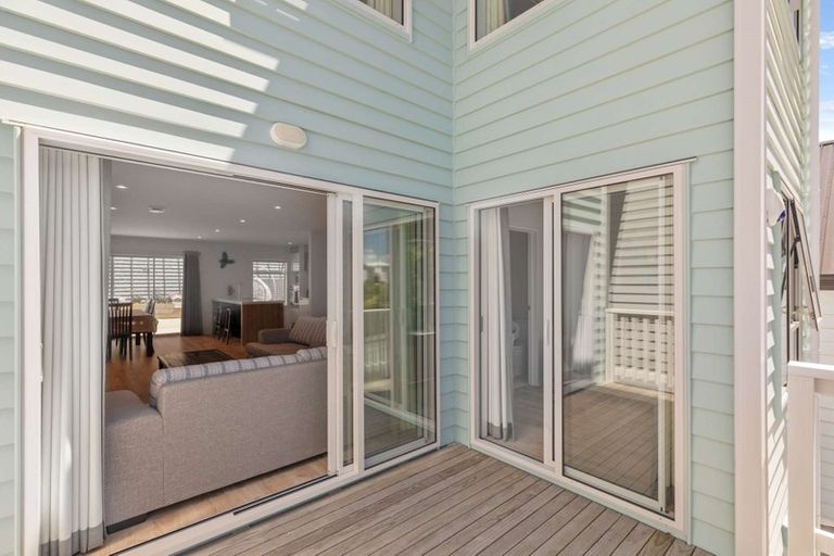 Photo of property in 75 Joseph Street, Flat Bush, Auckland, 2019