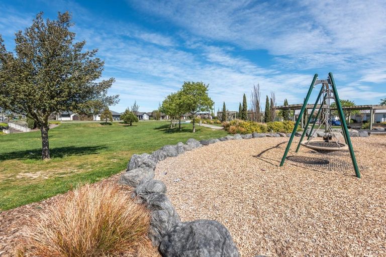 Photo of property in 8 Fernham Way, Rolleston, 7615