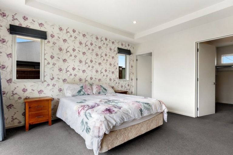 Photo of property in 12 Wattle Lane, Rangiora, 7400