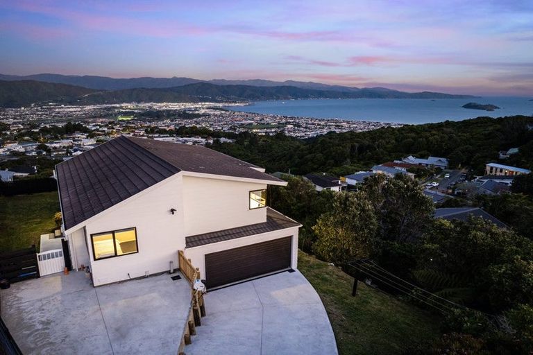 Photo of property in 280 Maungaraki Road, Maungaraki, Lower Hutt, 5010