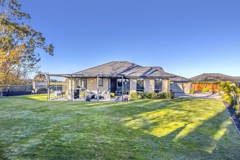 Photo of property in 114 Sutherland Drive, Kaiapoi, 7630
