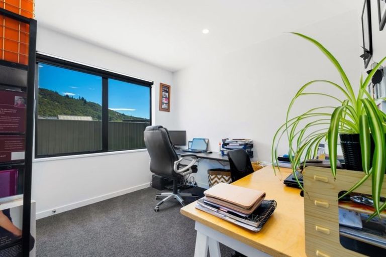 Photo of property in 4 Mallard Street, Albert Town, Wanaka, 9305
