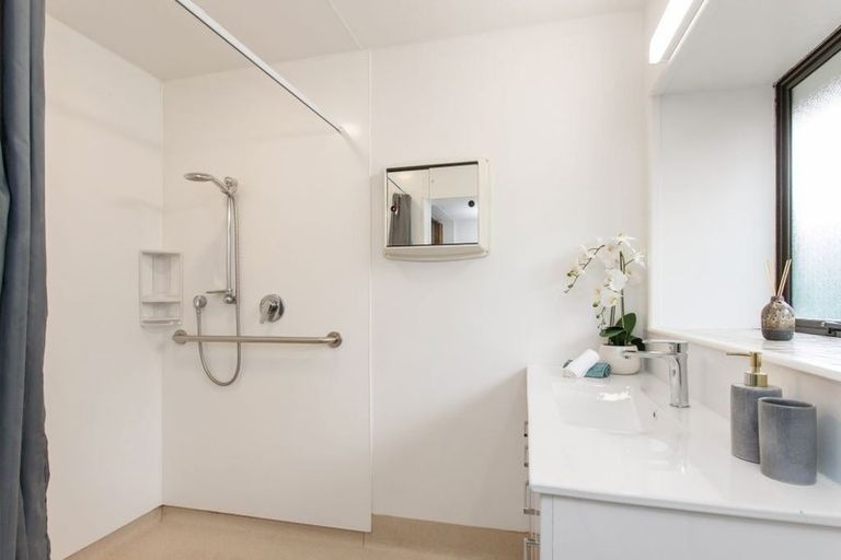 Photo of property in 98 Sparks Road, Hoon Hay, Christchurch, 8025