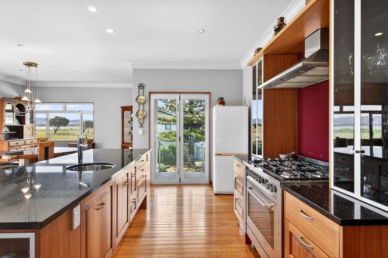 Photo of property in 22 Pohutukawa Drive, Mahia, Nuhaka, 4198