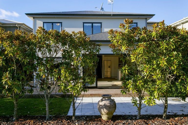 Photo of property in 8 Chateau Crescent, Rangatira Park, Taupo, 3330