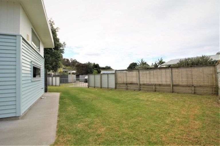 Photo of property in 44 Mako Avenue, Whiritoa, Whangamata, 3691
