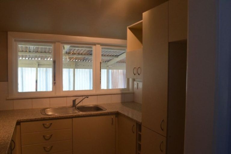 Photo of property in 15 Collins Street, Petone, Lower Hutt, 5012