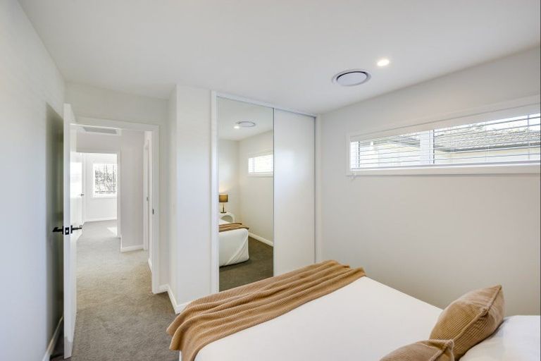 Photo of property in 9a Church Road, Taradale, Napier, 4112