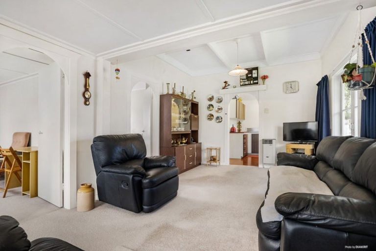 Photo of property in 30 Marshall Street, Fairfield, Hamilton, 3214