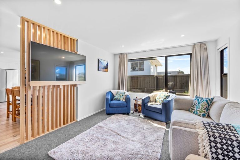 Photo of property in 163a Marine Parade, New Brighton, Christchurch, 8083
