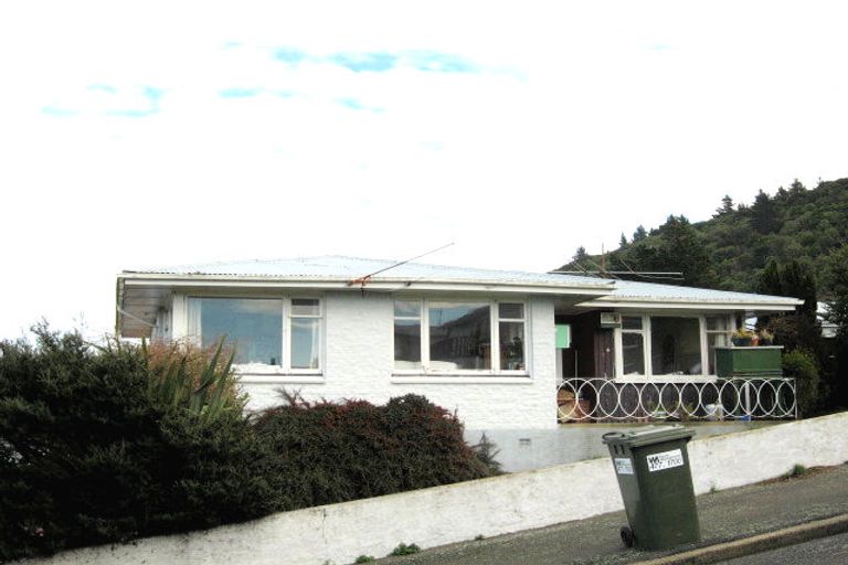 Photo of property in 27 Taupo Street, Ravensbourne, Dunedin, 9022