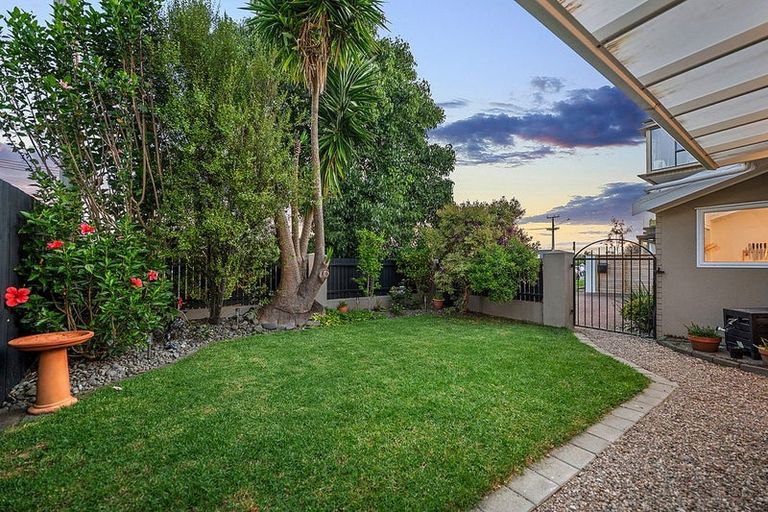 Photo of property in 2/23 Lomond Street, Takapuna, Auckland, 0622