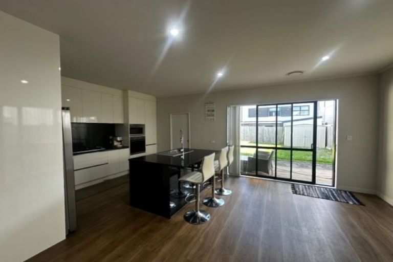 Photo of property in 5c Listack Drive, Flat Bush, Auckland, 2019