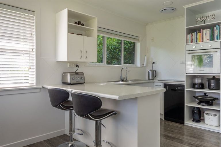 Photo of property in 24 Neumann Street, Kawakawa, 0210