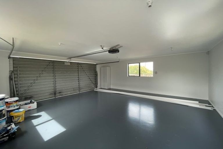Photo of property in 1 Sunburst Street, Papakura, 2110