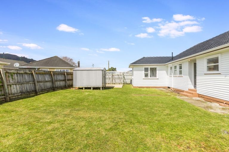 Photo of property in 42 Donnelley Drive, Wainuiomata, Lower Hutt, 5014