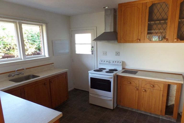 Photo of property in 249 Memorial Avenue, Burnside, Christchurch, 8053