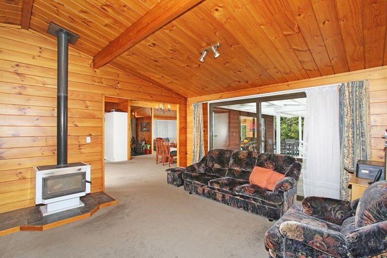 Photo of property in 37 Barnhill Crescent, Pahurehure, Papakura, 2113