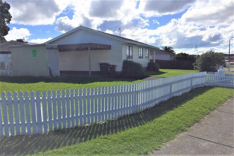 Photo of property in 2/40 Dawson Road, Otara, Auckland, 2023