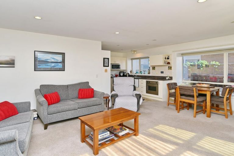 Photo of property in 4/26 Meadow Street, Papanui, Christchurch, 8052