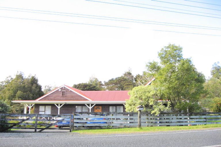 Photo of property in 282 Forest Hill Road, Waiatarua, Auckland, 0612