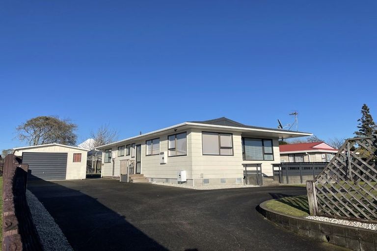 Photo of property in 23 Koromiko Street, Inglewood, 4330