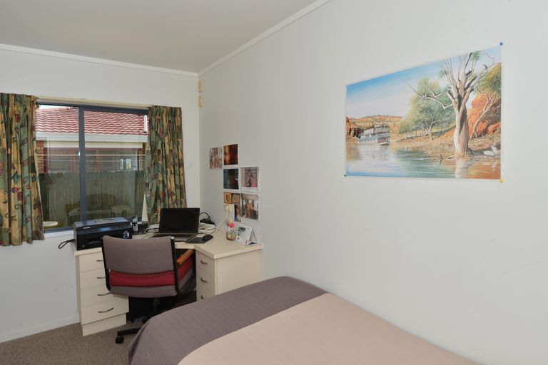 Photo of property in 16 Simons Street, Kensington, Whangarei, 0112