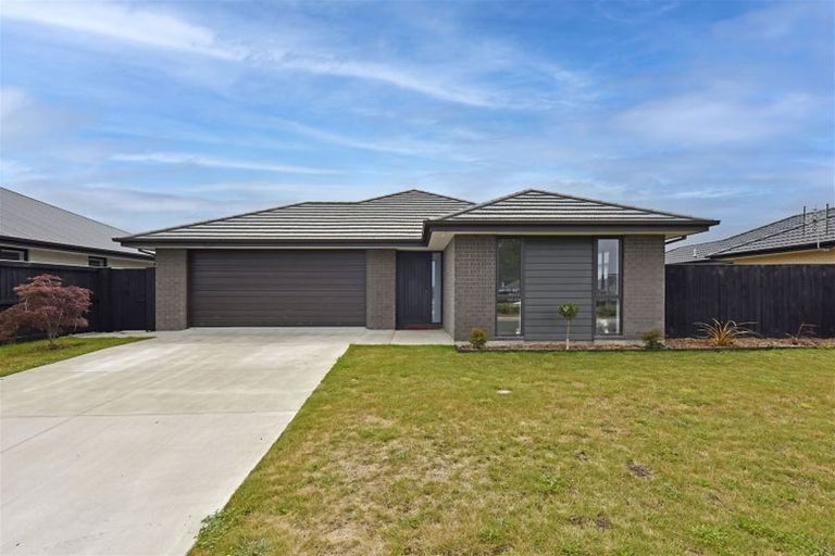 Photo of property in 2 Tara Crescent, Woodend, 7610