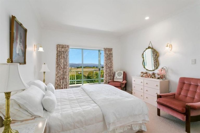 Photo of property in 5 Kahurangi Drive, Rangatira Park, Taupo, 3330