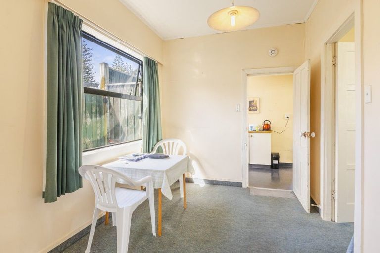 Photo of property in 482 Hastings Street, Napier South, Napier, 4110