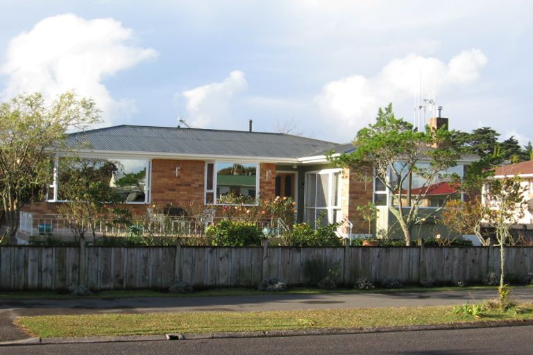 Photo of property in 9 Liston Crescent, Hillcrest, Hamilton, 3216