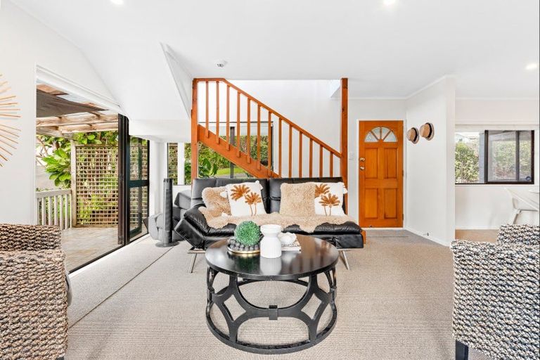 Photo of property in 53 Deerness Crescent, Algies Bay, Warkworth, 0920