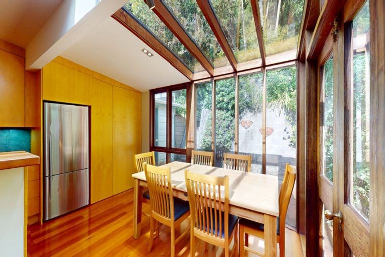 Photo of property in 157 Upland Road, Kelburn, Wellington, 6012