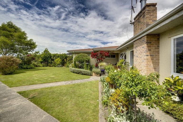 Photo of property in 32 Alamein Crescent, Onekawa, Napier, 4110