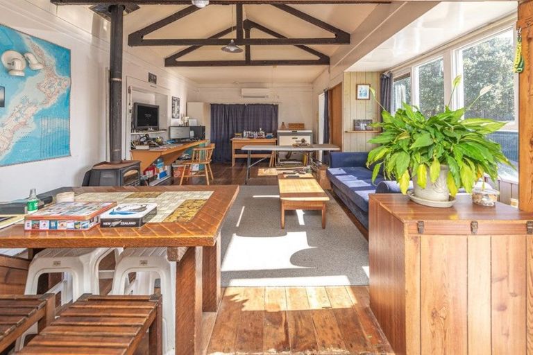 Photo of property in 25-27 Mowhanau Drive, Kai Iwi, Whanganui, 4574