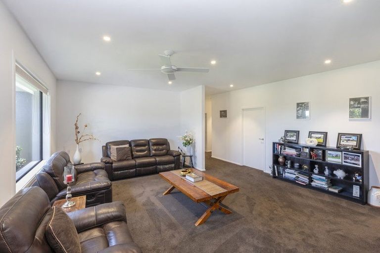 Photo of property in 25 Hallfield Drive, Ohoka, Kaiapoi, 7692