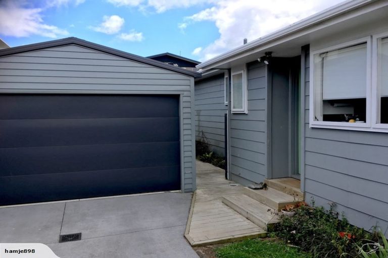 Photo of property in 34 Birdwood Avenue, Moturoa, New Plymouth, 4310